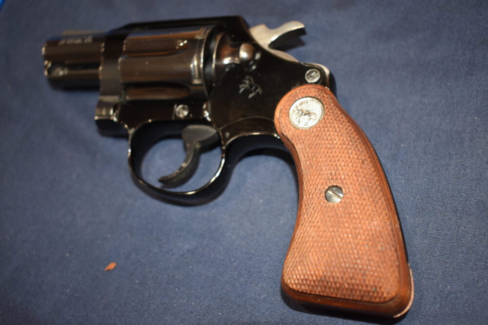 COLT DETECTIVE FACTORY WOOD SHORT D FRAME GRIPS CDSFW2 - Image 5