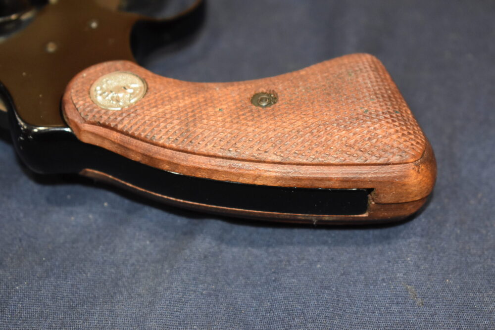 COLT DETECTIVE FACTORY WOOD SHORT D FRAME GRIPS CDSFW2 - Image 7