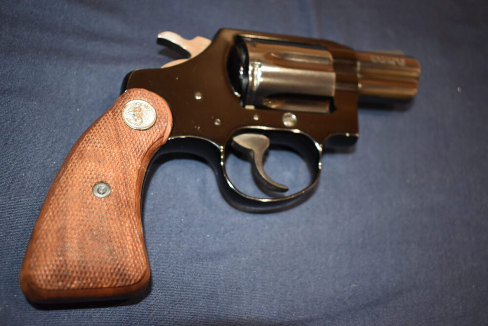 COLT DETECTIVE FACTORY WOOD SHORT D FRAME GRIPS CDSFW2 - Image 8