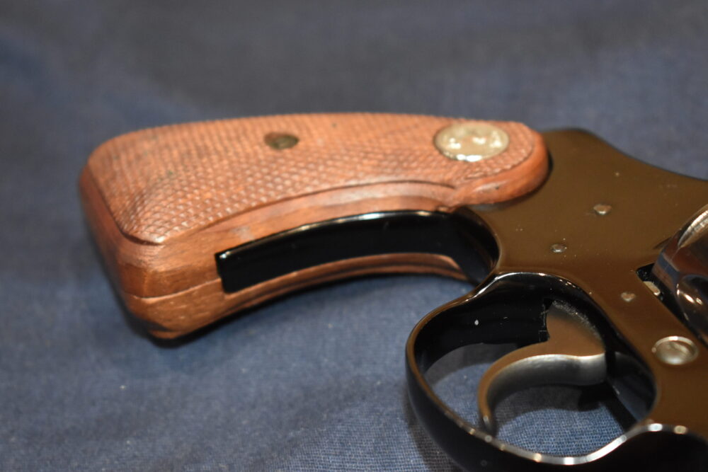 COLT DETECTIVE FACTORY WOOD SHORT D FRAME GRIPS CDSFW2 - Image 12
