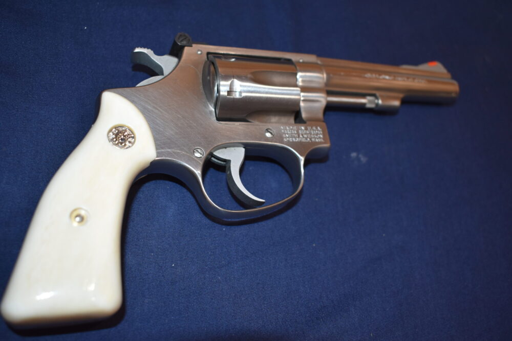 SMITH & WESSON J FRAME PREMIUM GRADE GIRAFFE BONE GRIPS JSQGB5 - Image 8