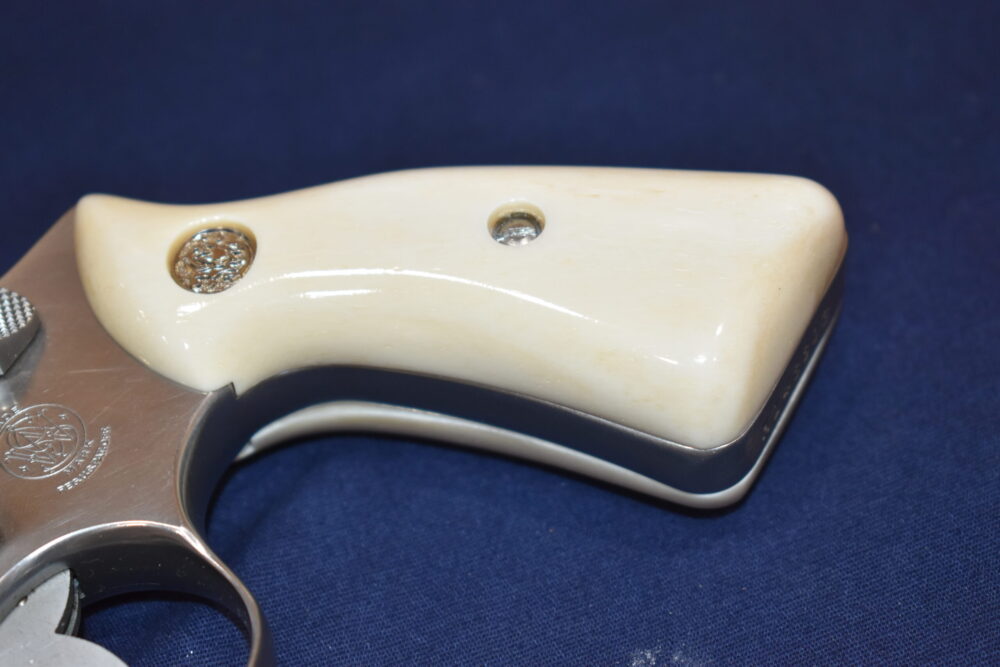 SMITH & WESSON J FRAME PREMIUM GRADE GIRAFFE BONE GRIPS JSQGB5 - Image 13