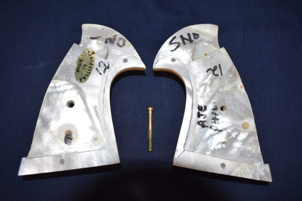 SMITH & WESSON N FRAME SQUARE BUTT TARGET MOTHER OF PEARL GRIPS NSQTMP1 - Image 4