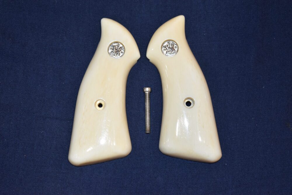 SMITH & WESSON J FRAME PREMIUM GRADE GIRAFFE BONE GRIPS JSQGB5