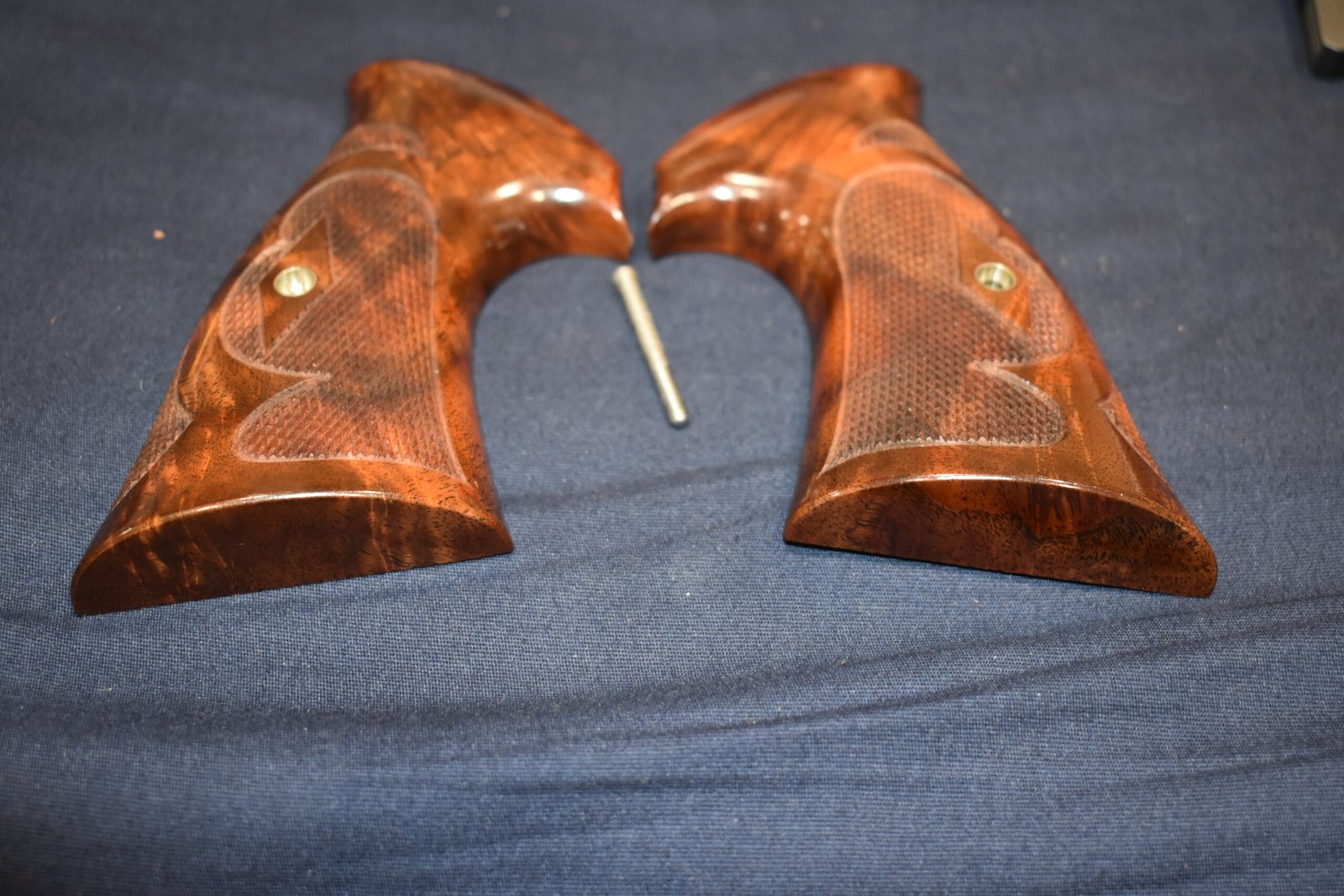 KEITH BROWN CUSTOM SMITH & WESSON N FRAME "ROPER" GRIPS KBNR48 - Image 3