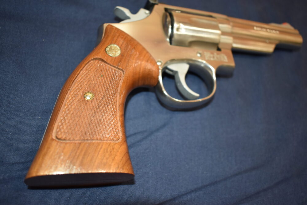 SMITH & WESSON FACTORY K FRAME TARGET GRIPS KCT30 - Image 5
