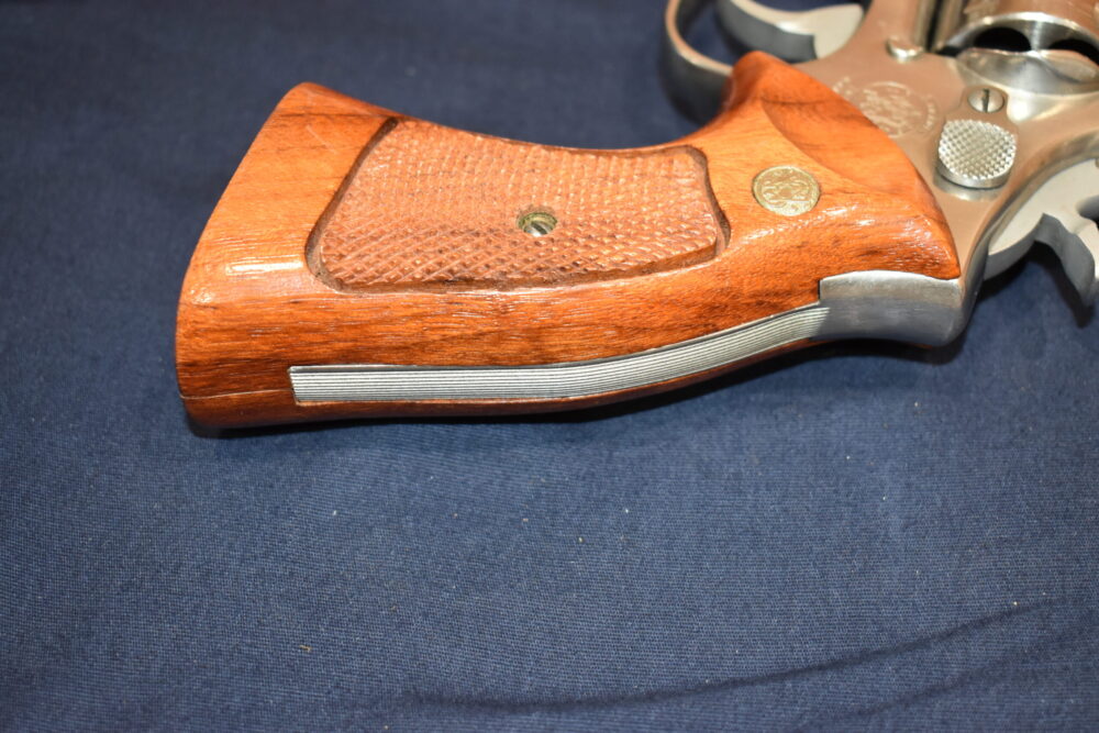 SMITH & WESSON FACTORY K FRAME TARGET GRIPS KCT31 - Image 6