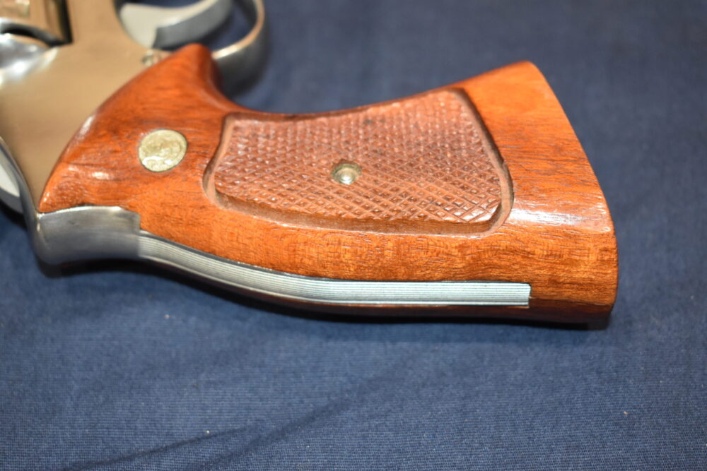 SMITH & WESSON FACTORY K FRAME TARGET GRIPS KCT31 - Image 13