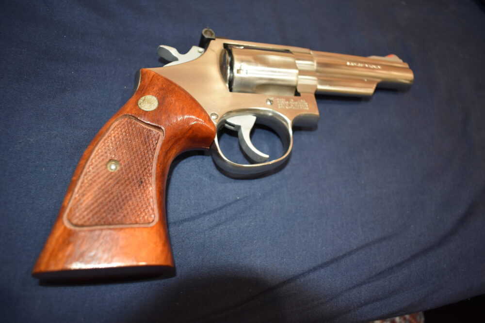 SMITH & WESSON FACTORY K FRAME TARGET GRIPS KCT31 - Image 8