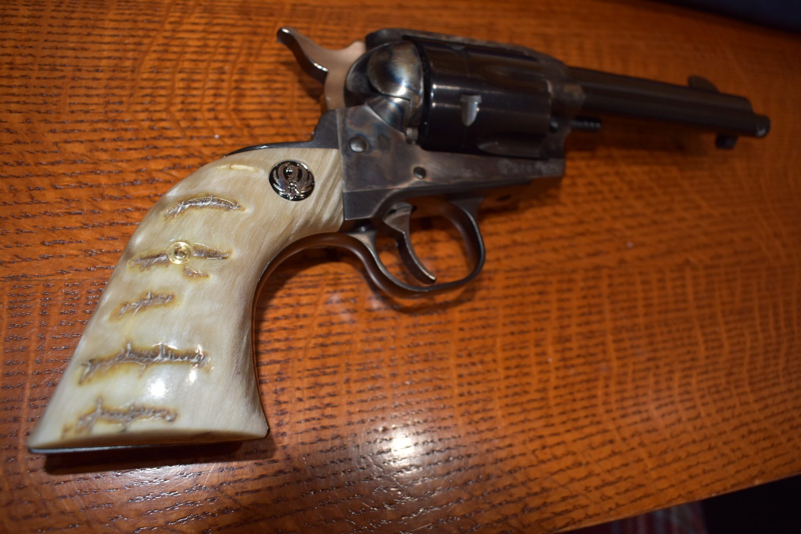 RUGER BLACKHAWK / VAQUERO PREMIUM GRADE RAMS HORN GRIPS RBHRH10 - Image 8