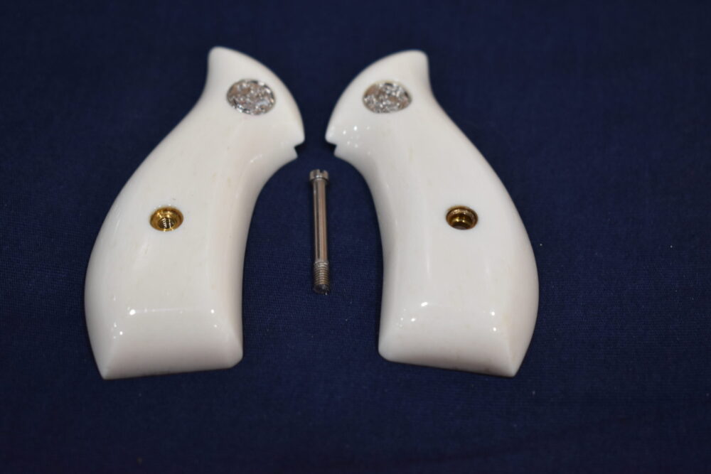 SMITH & WESSON J FRAME PREMIUM GRADE GIRAFFE BONE GRIPS JGB15 - Image 5