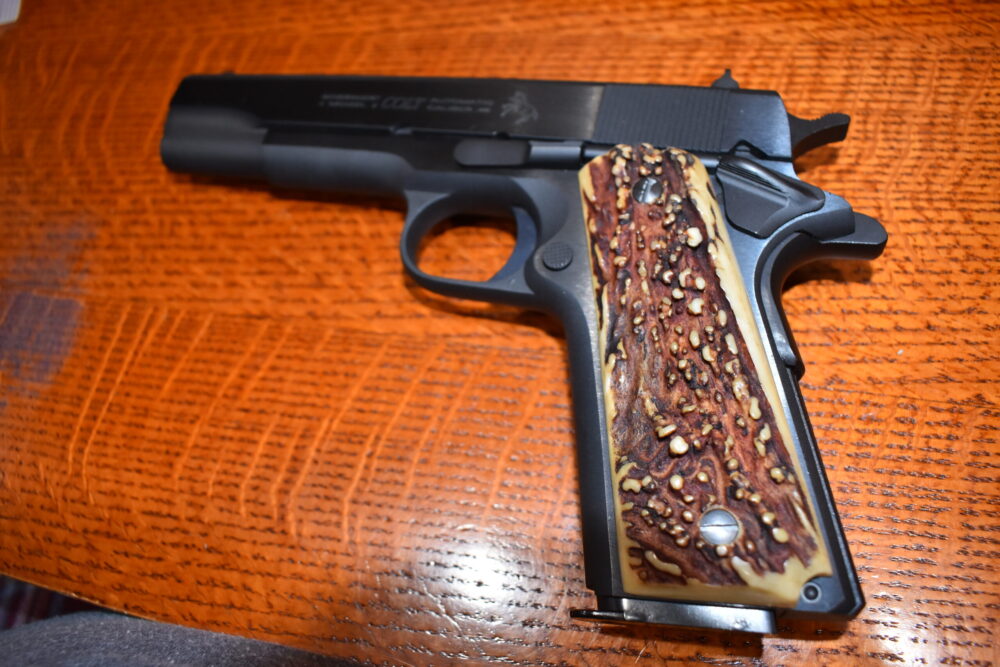 COLT 1911 VINTAGE SAMBAR STAG GRIPS 1911SS47 - Image 5