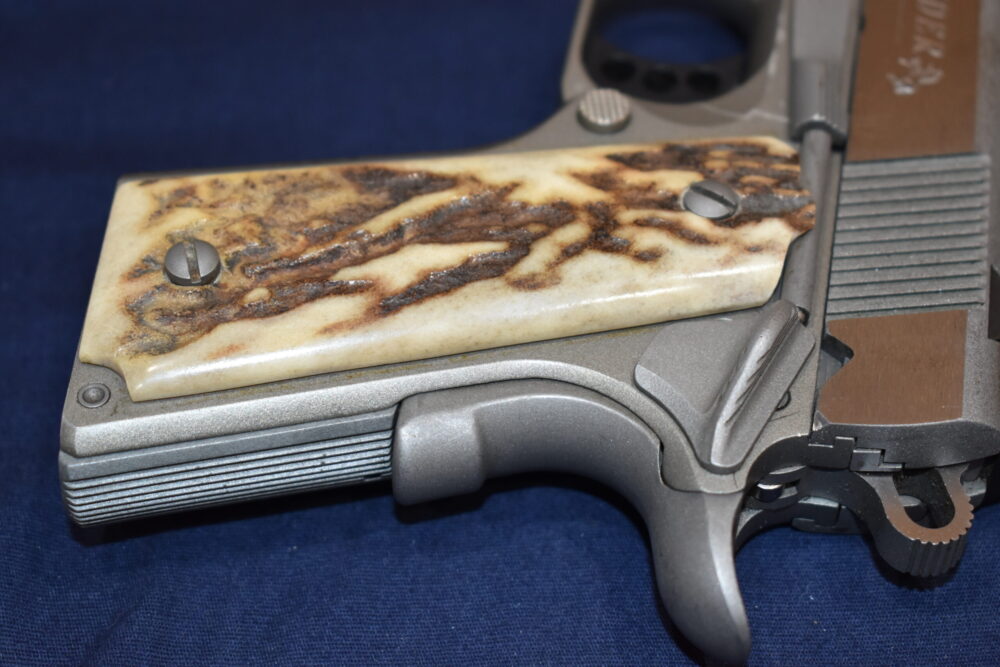 COLT 1911 OFFICER'S MODEL SAMBAR STAG GRIPS 1911OMS6 - Image 6