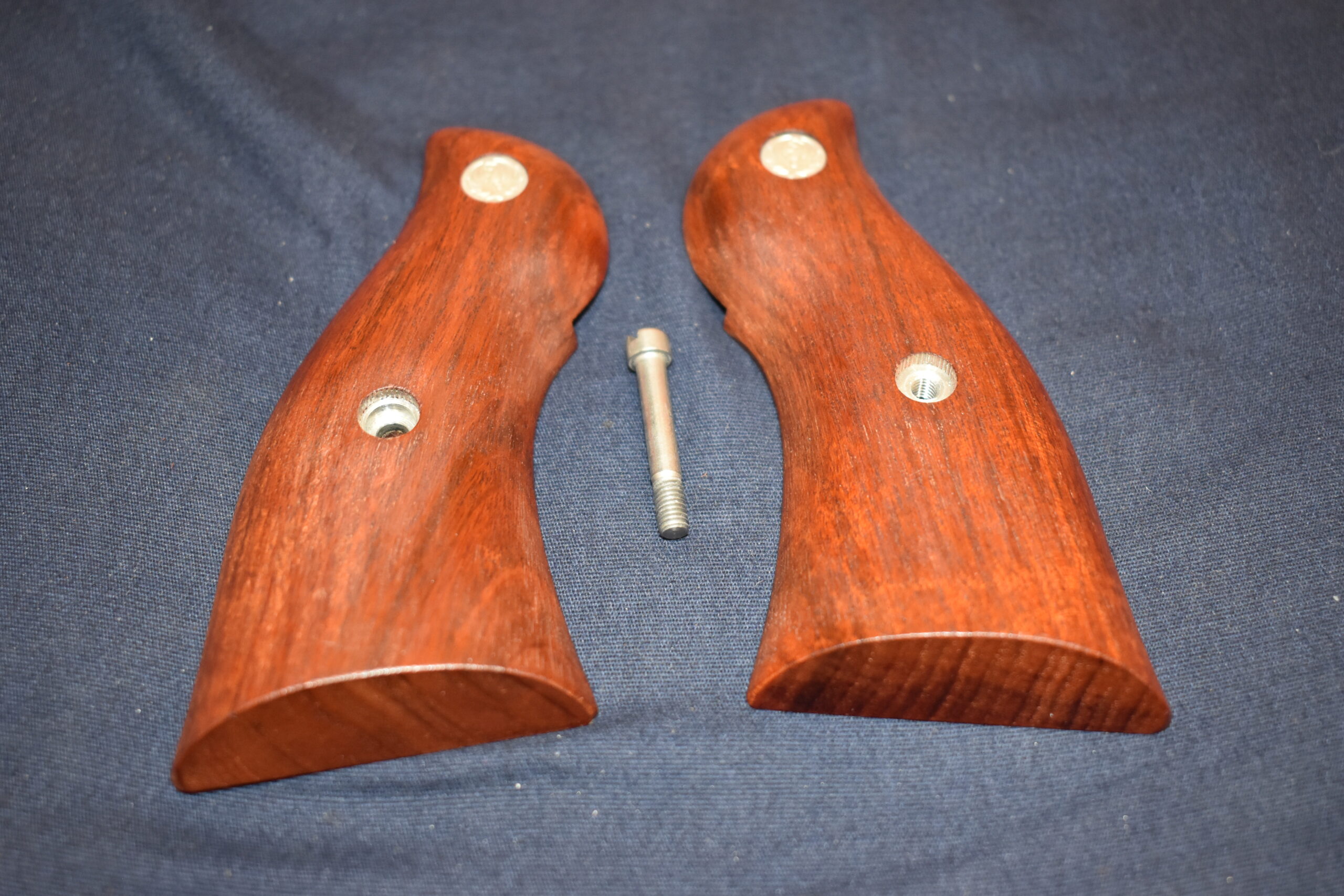 RUGER REDHAWK FACTORY WOOD GRIPS RRHW5 - Image 3