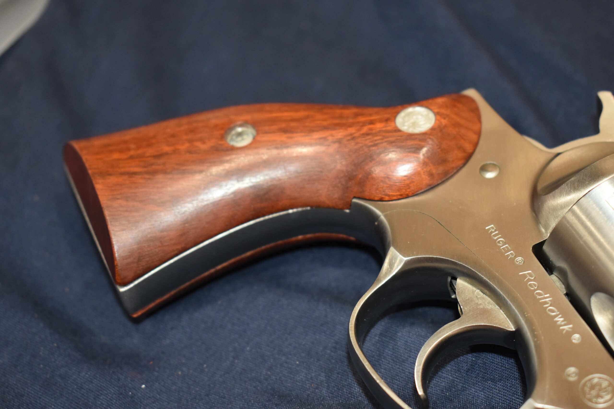 RUGER REDHAWK FACTORY WOOD GRIPS RRHW5 - Image 12