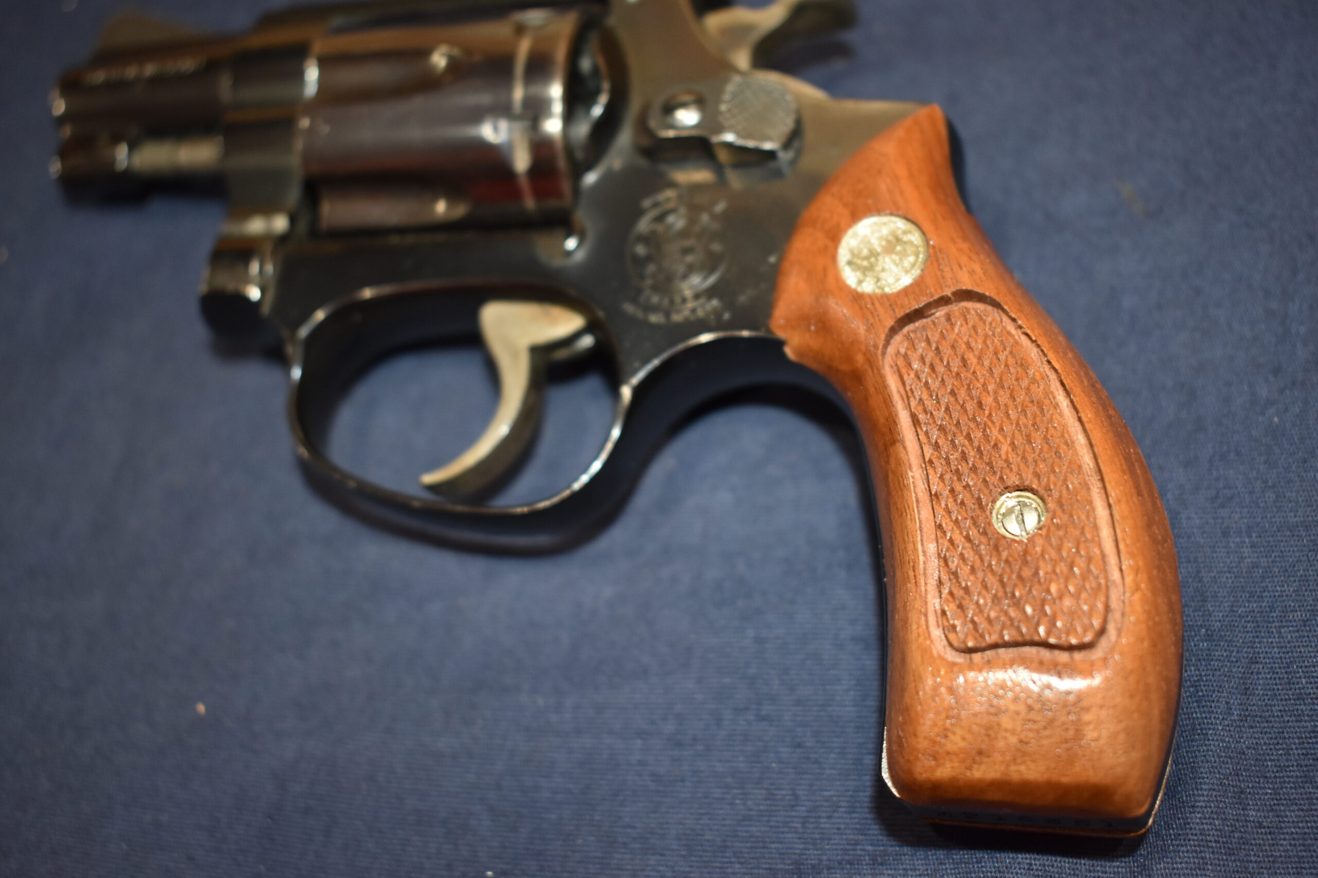 SMITH & WESSON J FRAME MAGNA GRIPS JRBM8 - Image 5