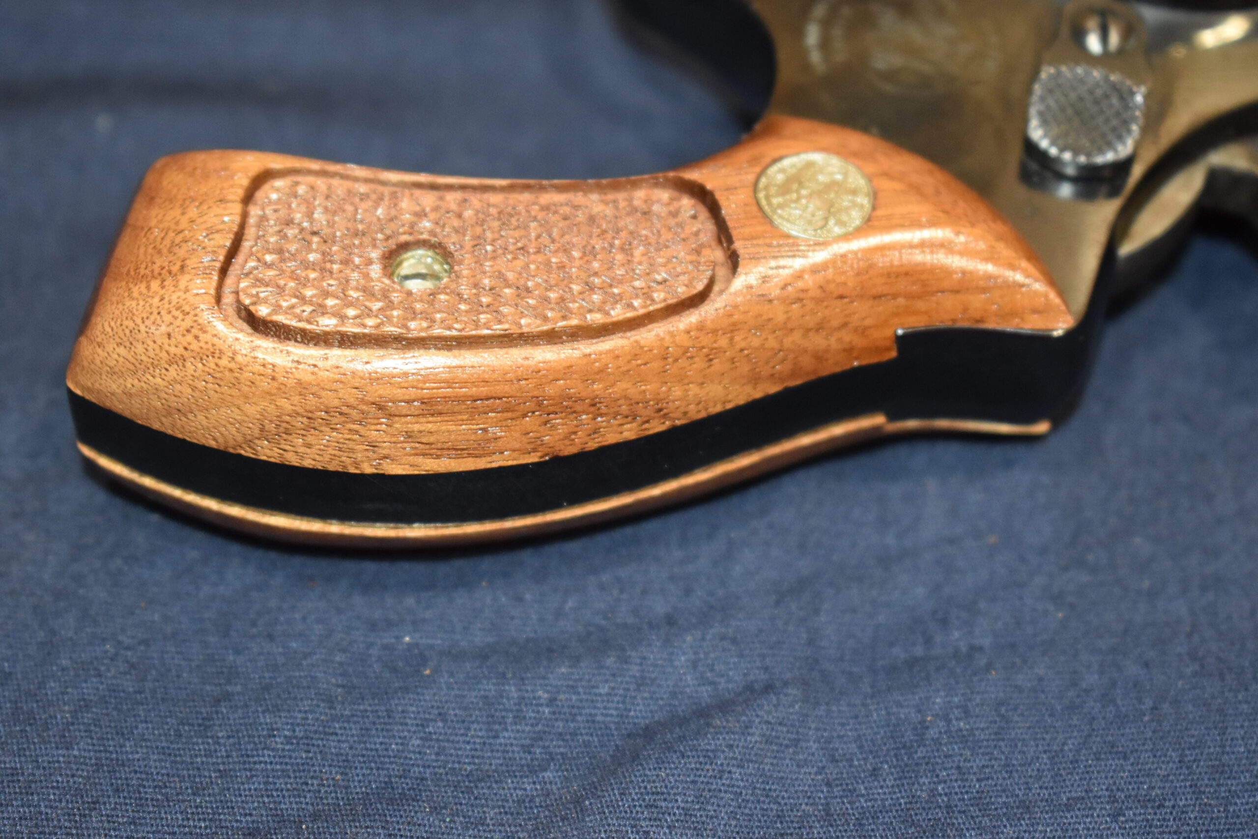 SMITH & WESSON J FRAME MAGNA GRIPS JRBM8 - Image 6