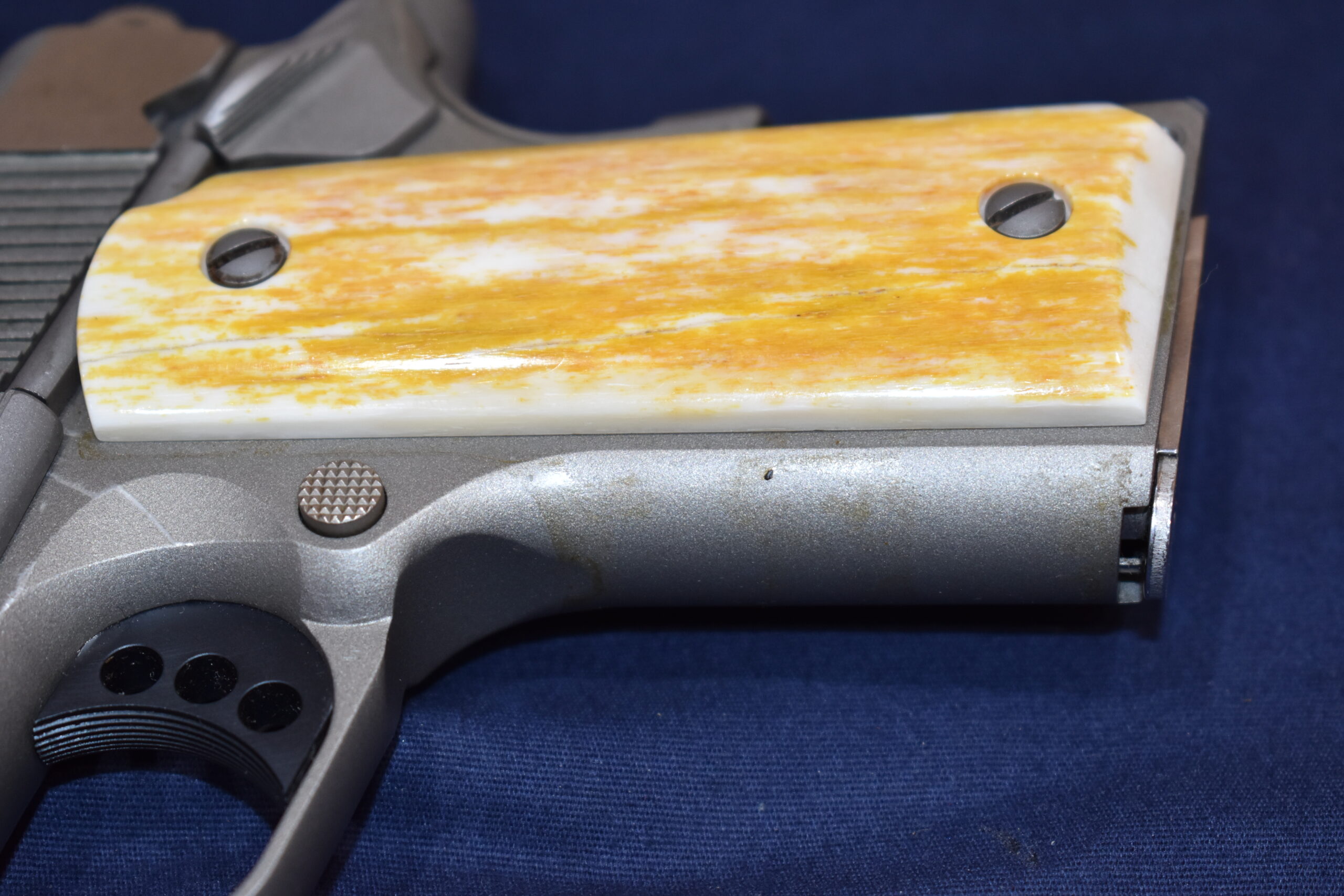 COLT 1911 OFFICER'S MODEL GIRAFFE BONE GRIPS 1911OMGB2 - Image 13