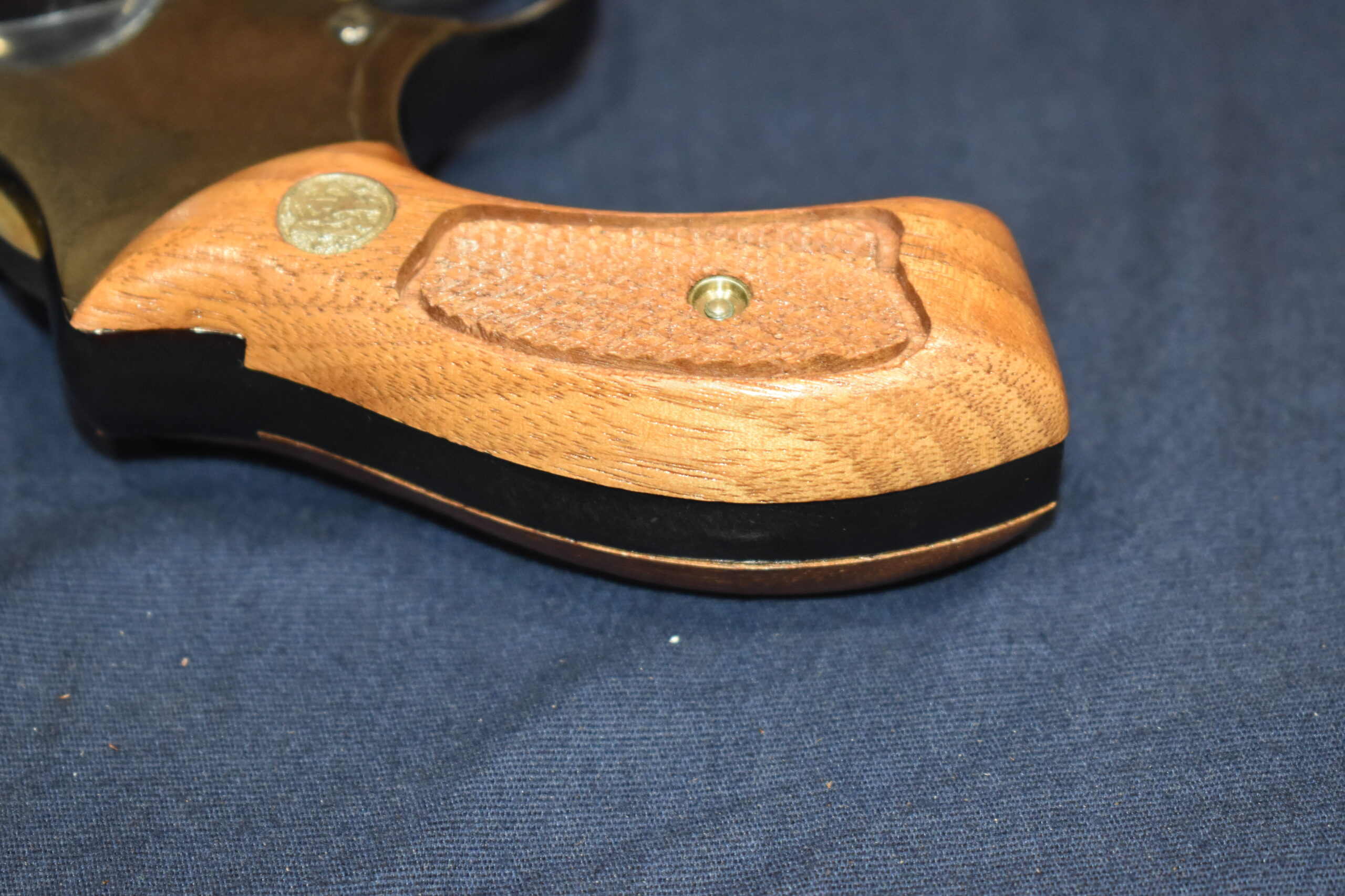 SMITH & WESSON J FRAME MAGNA GRIPS JRBM8 - Image 7