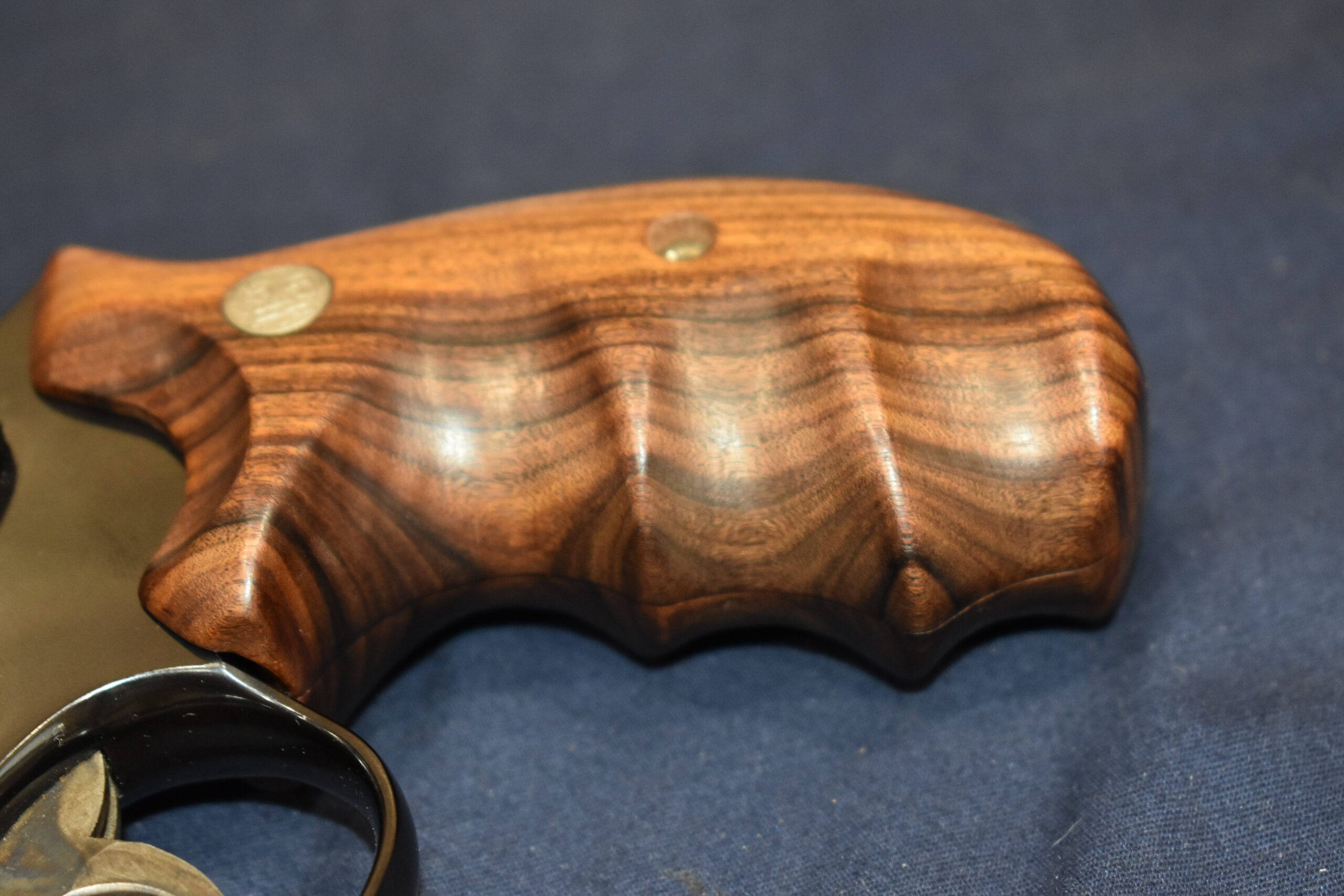 SMITH & WESSON N FRAME SQUARE BUTT COMBAT GRIPS SWNRBC10 - Image 13