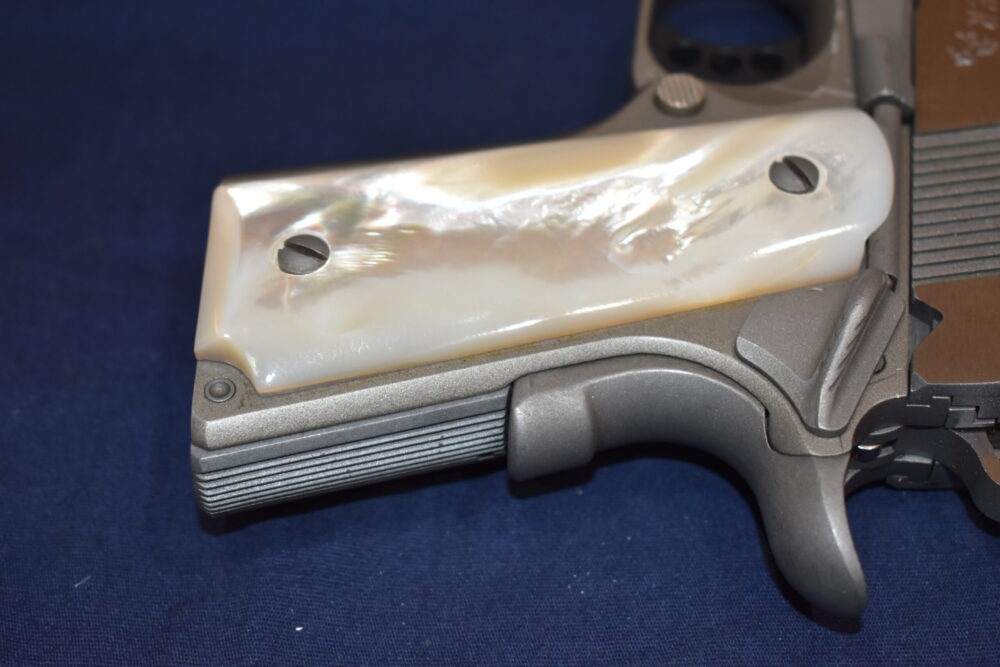 COLT 1911 OFFICER'S MODEL CARVED MOTHER OF PEARL GRIPS 1911OMMOP3 - Image 7