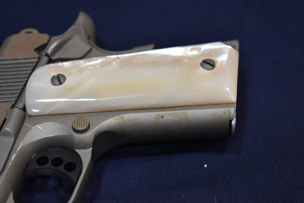 COLT 1911 OFFICER'S MODEL CARVED MOTHER OF PEARL GRIPS 1911OMMOP3 - Image 14