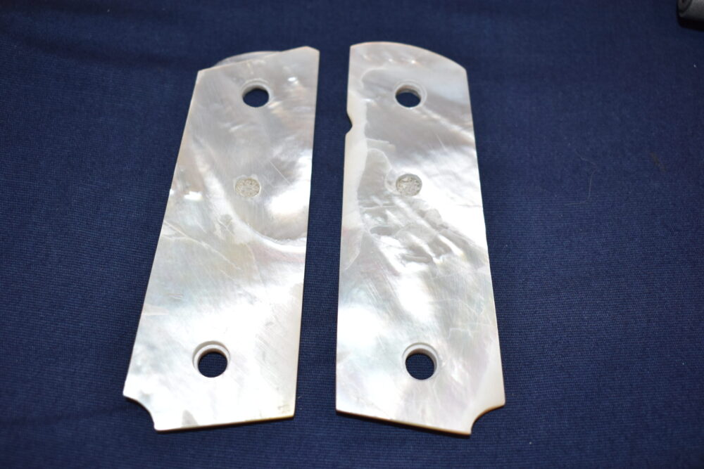 COLT 1911 OFFICER'S MODEL MOTHER OF PEARL GRIPS 1911OMMOP4 - Image 4