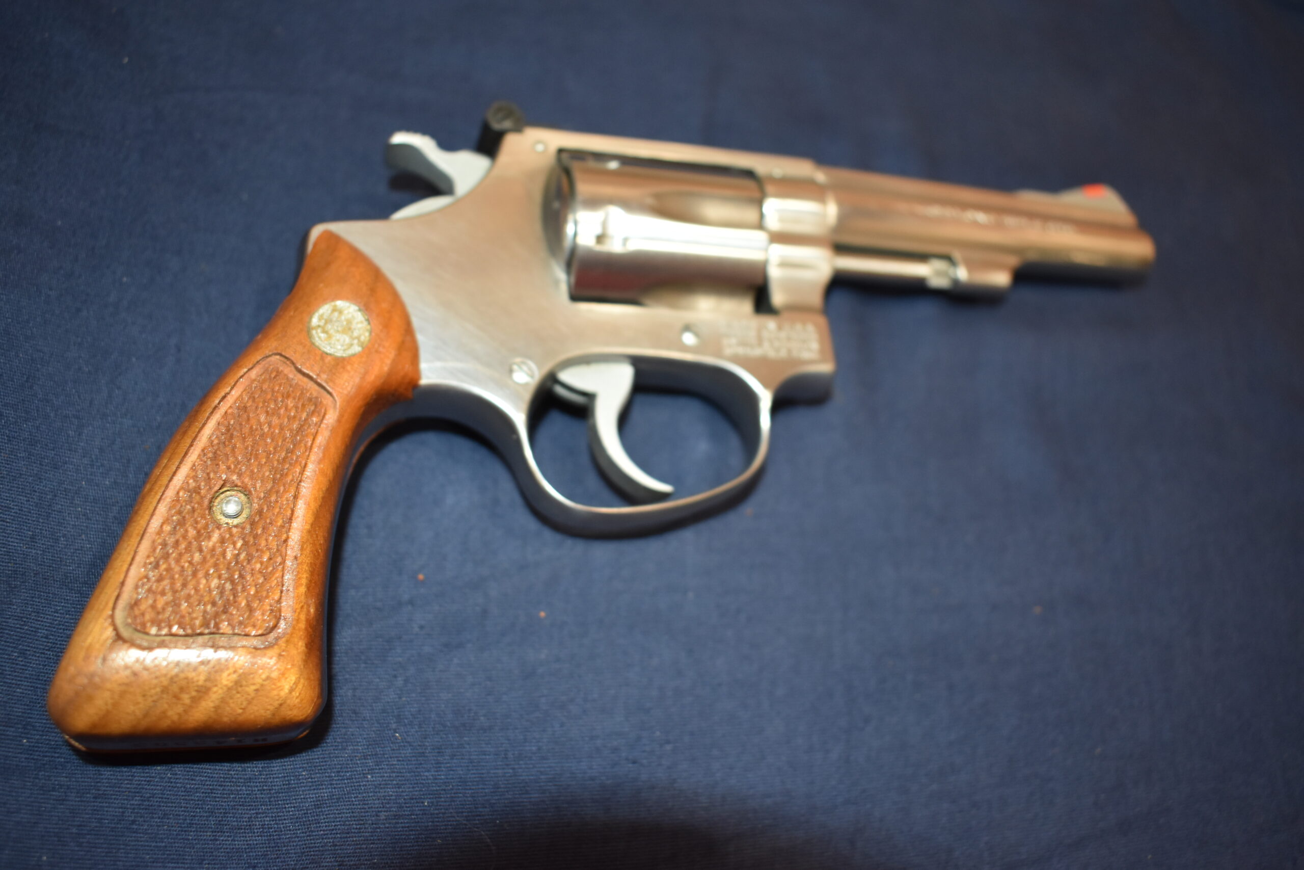 SMITH & WESSON J FRAME GRIPS JSQM6 - Image 8