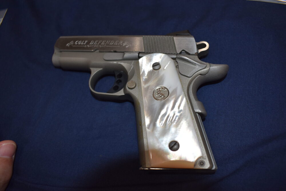 COLT 1911 OFFICER'S MODEL MOTHER OF PEARL GRIPS 1911OMMOP4 - Image 5