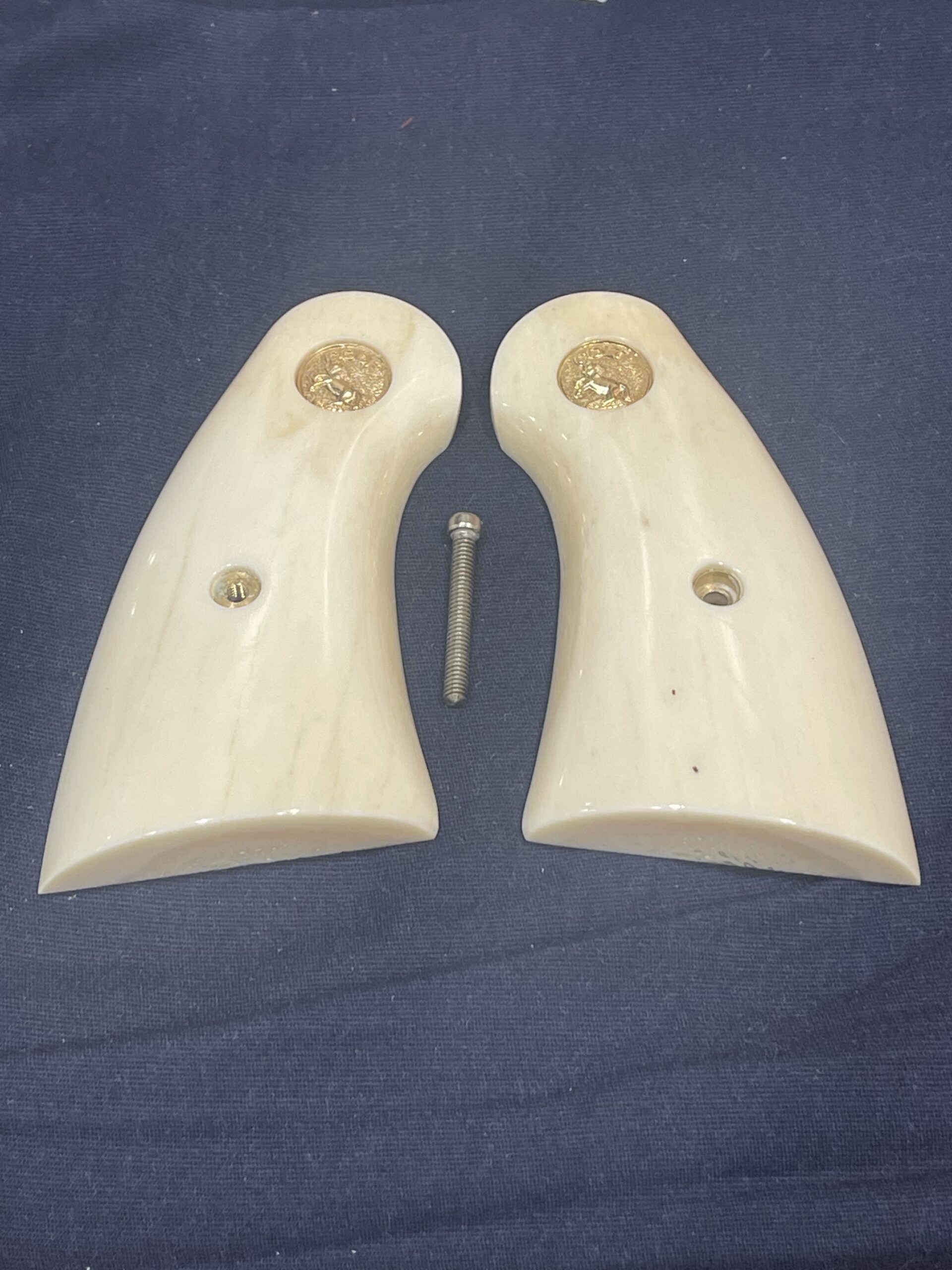 COLT PYTHON PREMIUM GRADE GIRAFFE BONE GRIPS CPGB19 - Image 3