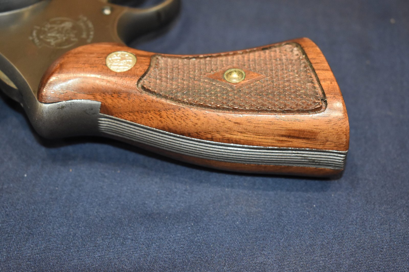 SMITH & WESSON N FRAME DIAMOND MAGNA GRIPS NDM17 - Image 7