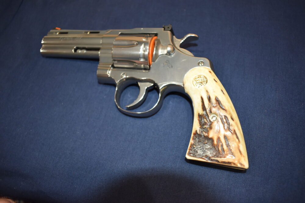 COLT PYTHON / OFFICER'S MODEL MATCH VINTAGE SAMBAR STAG GRIPS CPSS35 - Image 5