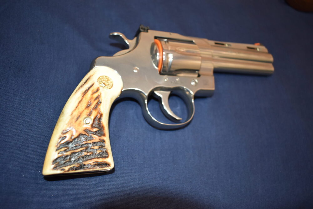COLT PYTHON / OFFICER'S MODEL MATCH VINTAGE SAMBAR STAG GRIPS CPSS35 - Image 8