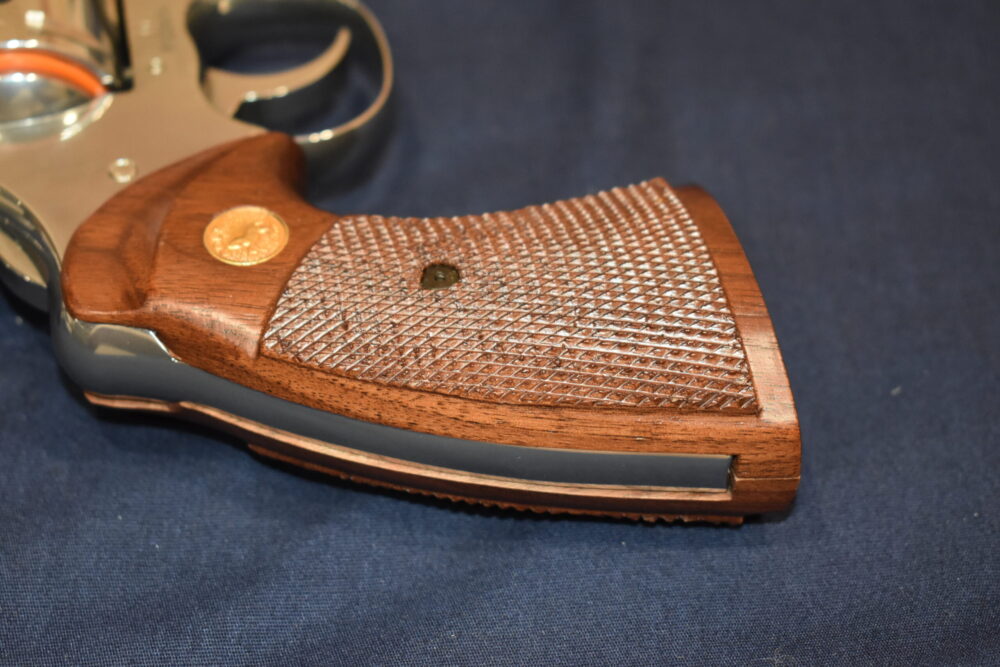 COLT PYTHON 3rd GENERATION FACTORY TARGET GRIPS CPT9 - Image 7