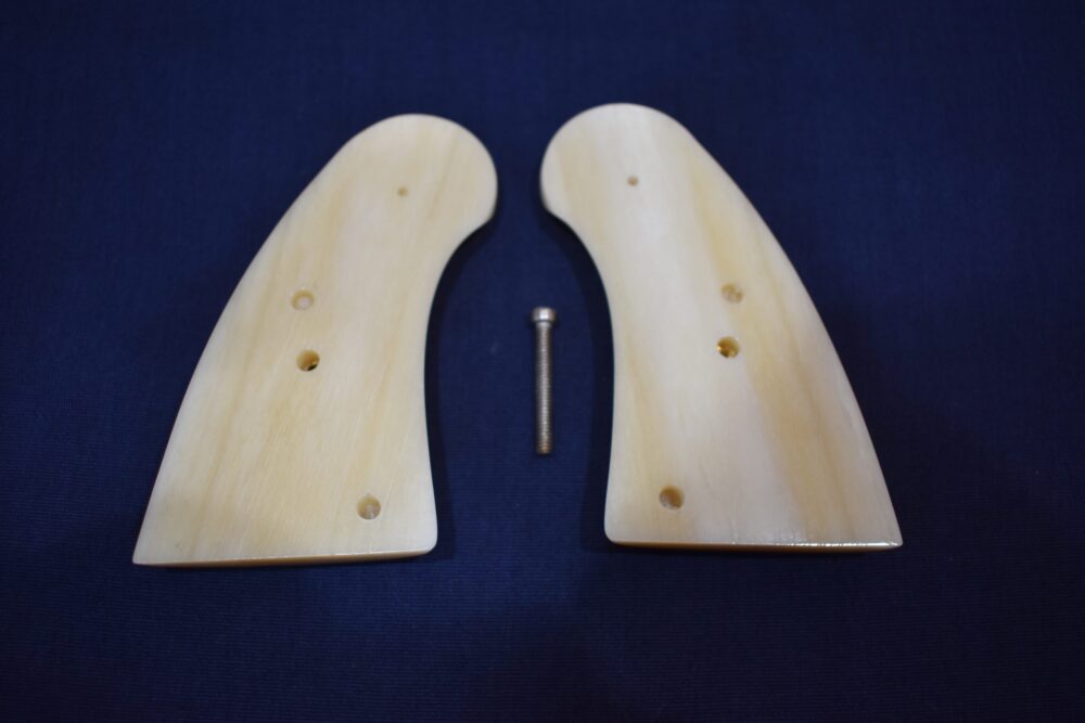 COLT PYTHON PREMIUM GRADE GIRAFFE BONE GRIPS CPGB23 - Image 3