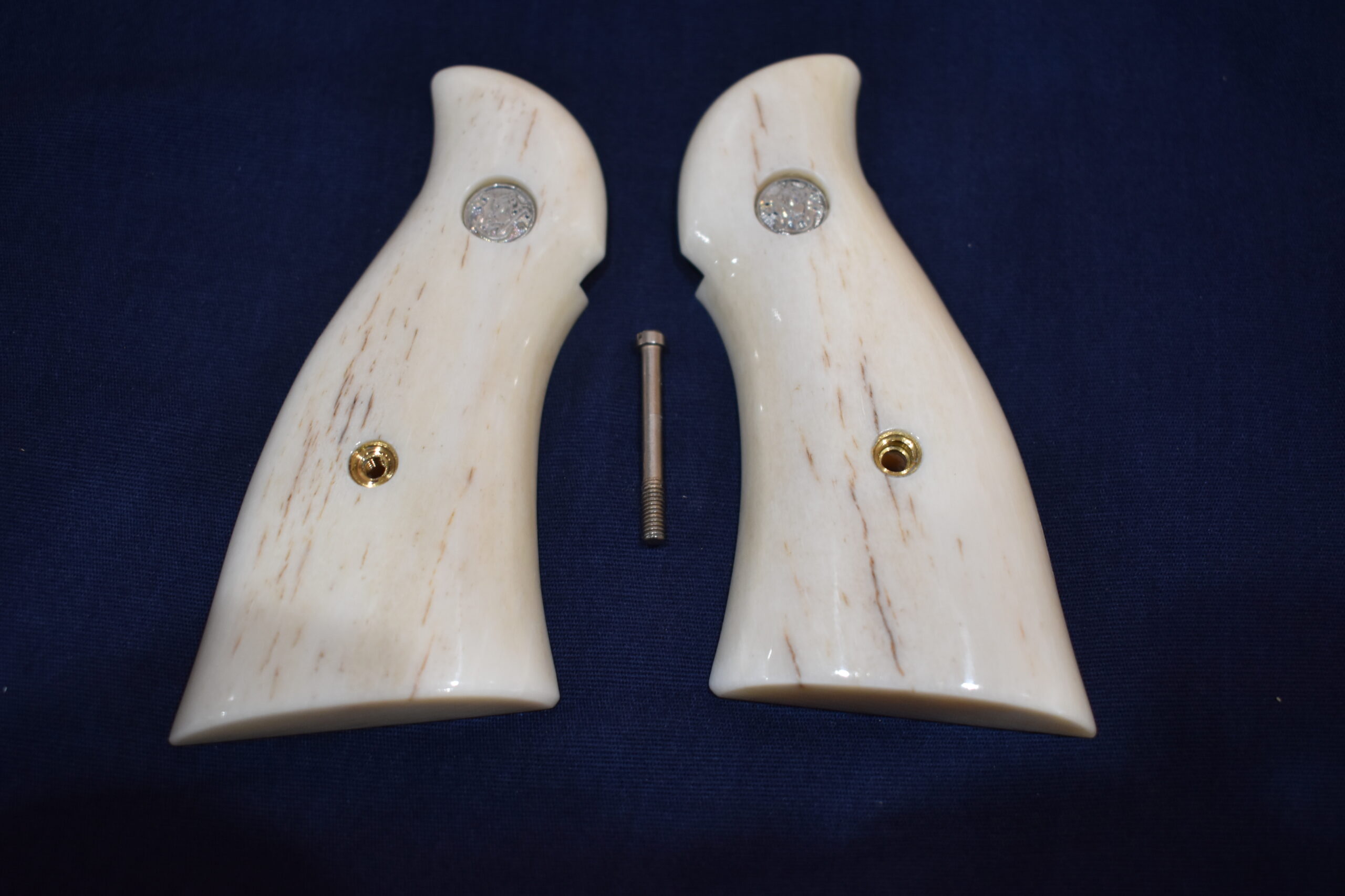 SMITH & WESSON N FRAME PREMIUM GRADE GIRAFFE BONE GRIPS SWNGB18