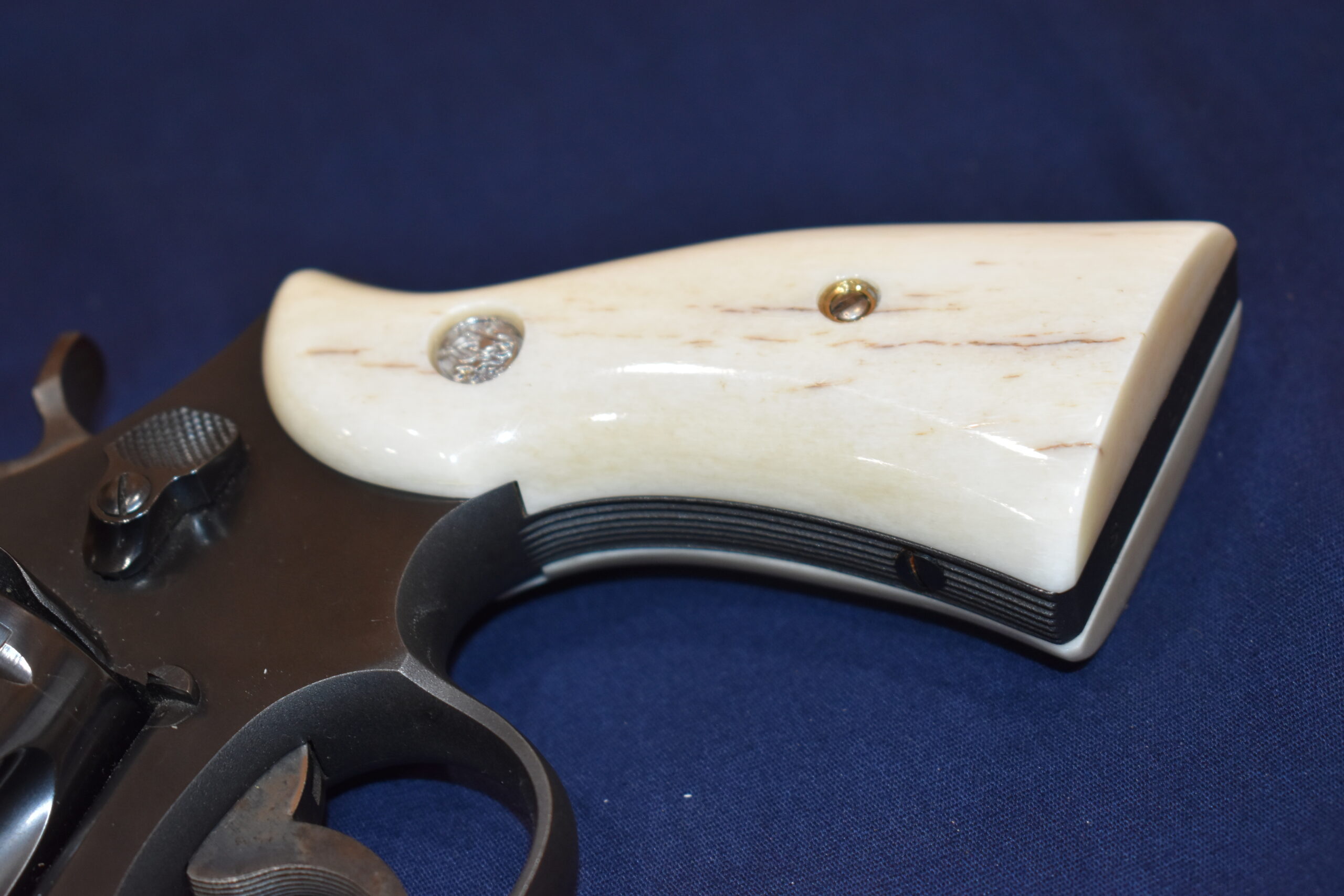 SMITH & WESSON N FRAME PREMIUM GRADE GIRAFFE BONE GRIPS SWNGB18 - Image 13