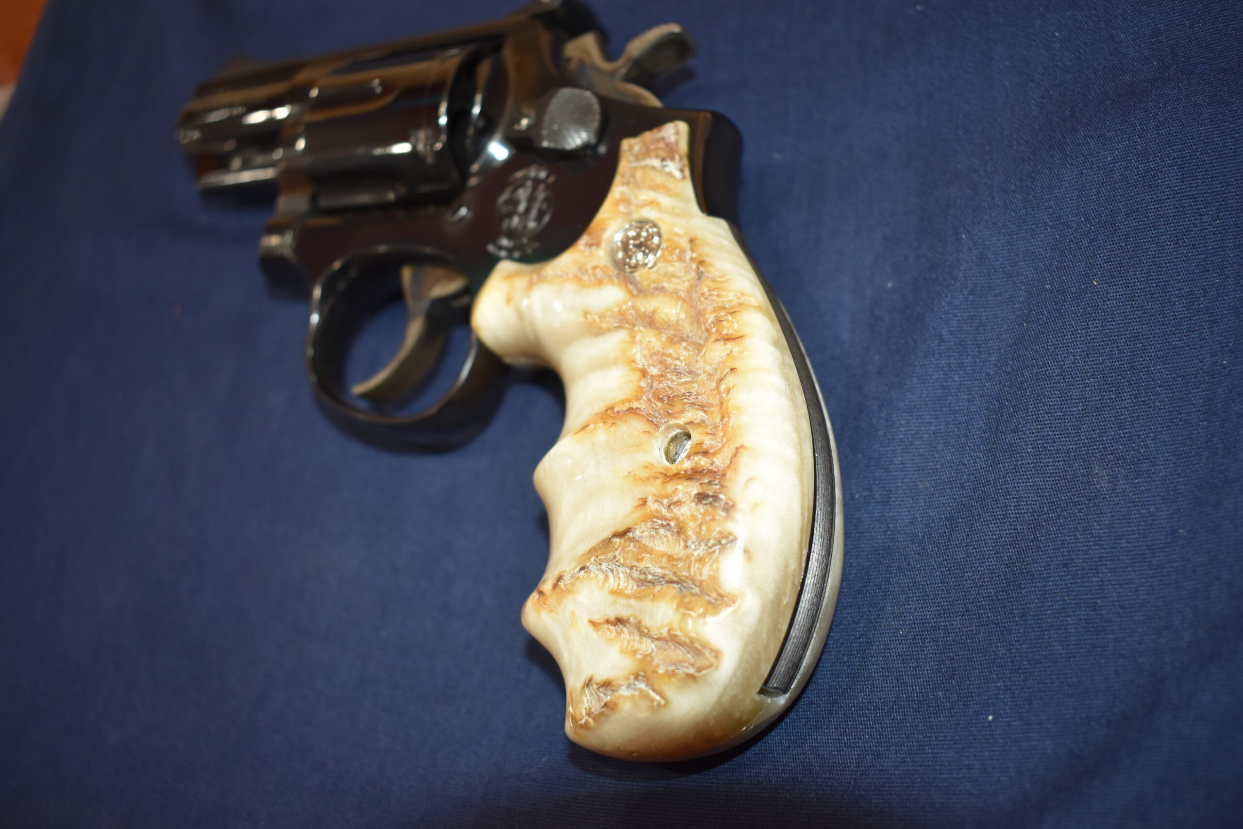 SMITH & WESSON K FRAME ROUND BUTT COMBAT RAMS HORN GRIPS KRBRHC1 - Image 5