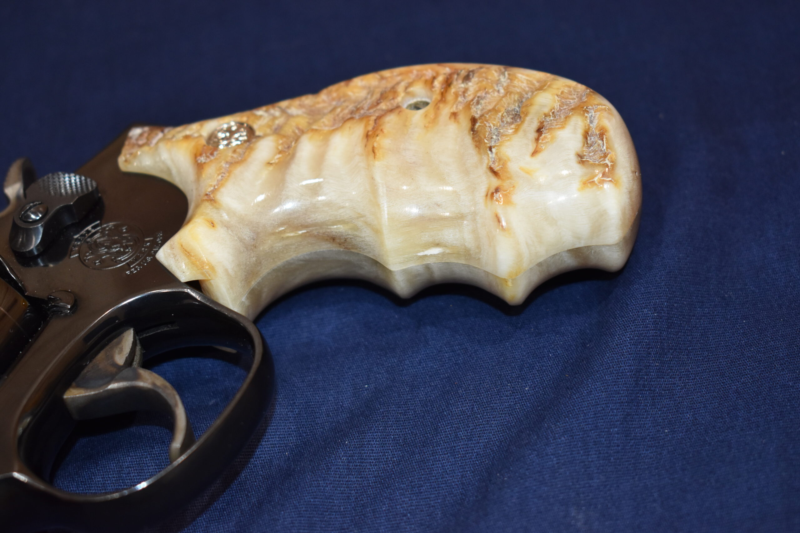 SMITH & WESSON K FRAME ROUND BUTT COMBAT RAMS HORN GRIPS KRBRHC1 - Image 13