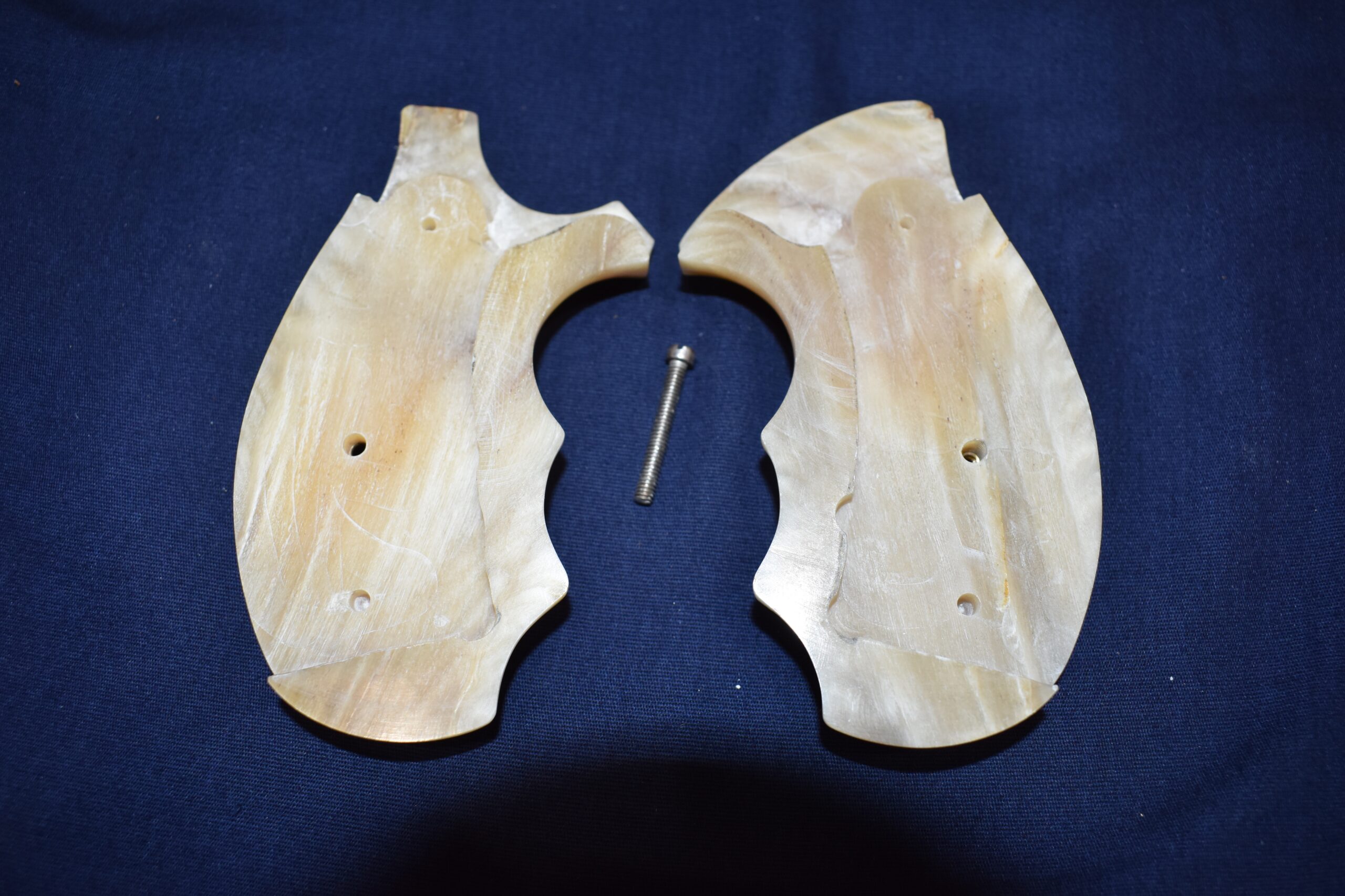 SMITH & WESSON K FRAME ROUND BUTT COMBAT RAMS HORN GRIPS KRBRHC1 - Image 4