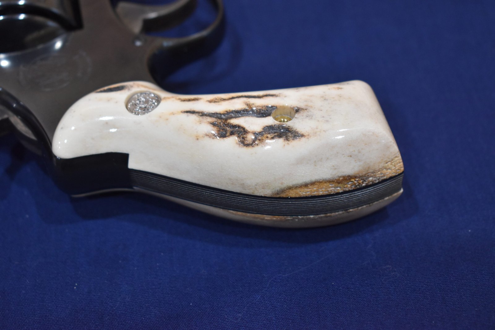 SMITH & WESSON N FRAME ROUND BUTT SAMBAR STAG GRIPS SWNSS25 - Image 7