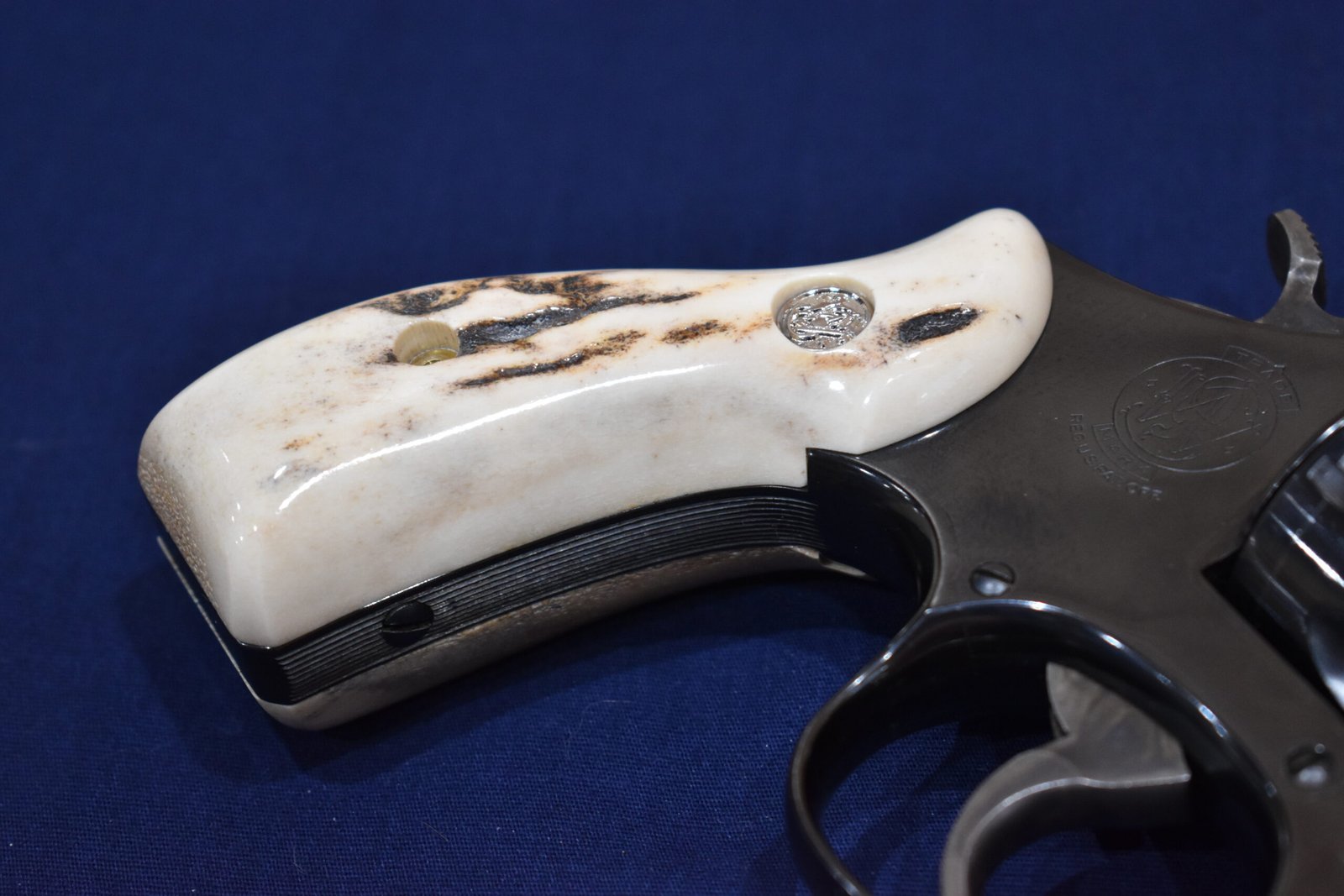 SMITH & WESSON N FRAME ROUND BUTT SAMBAR STAG GRIPS SWNSS25 - Image 12
