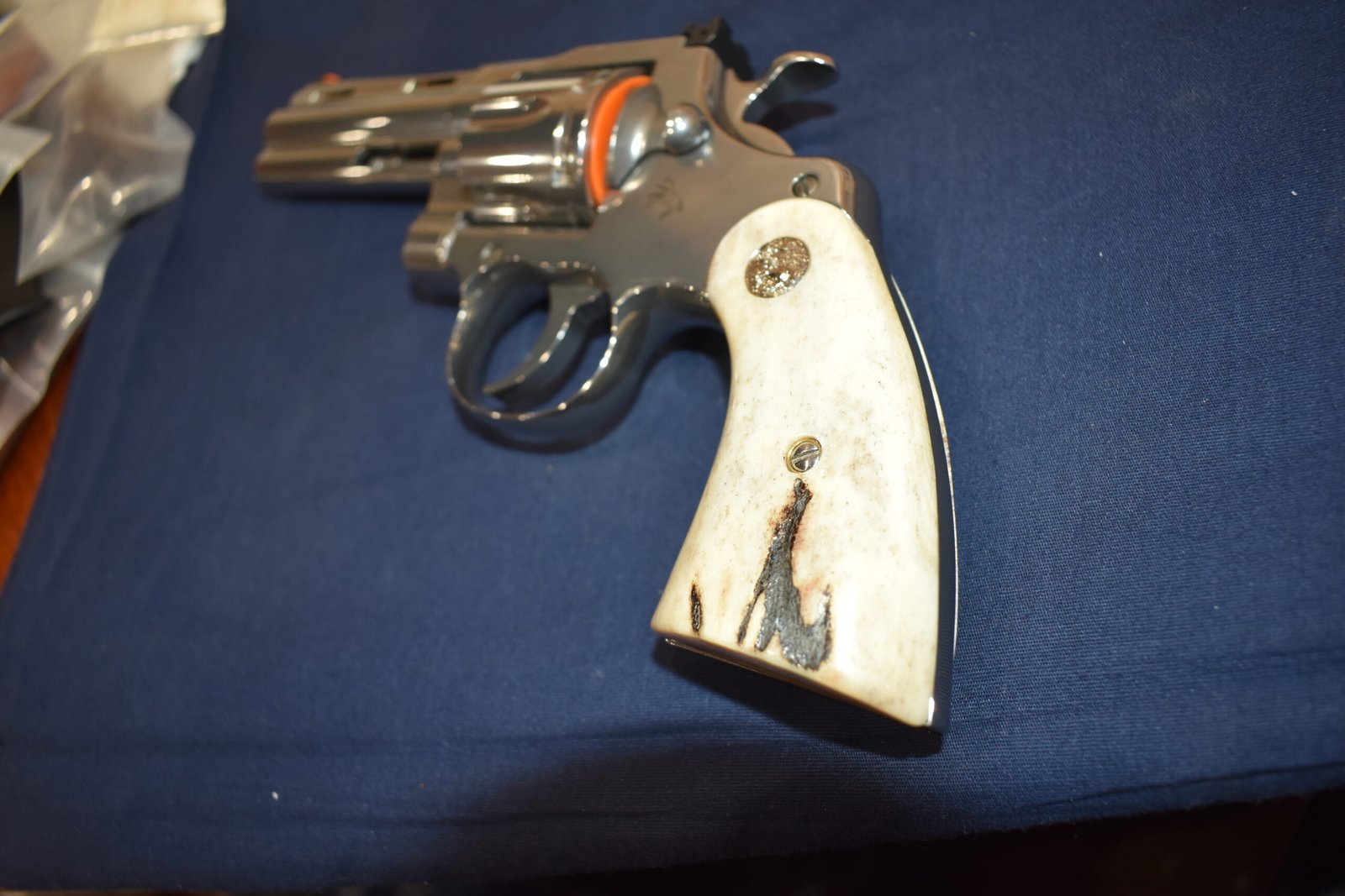 COLT PYTHON SAMBAR STAG GRIPS CPSS36 | Rogers Guns & Grips