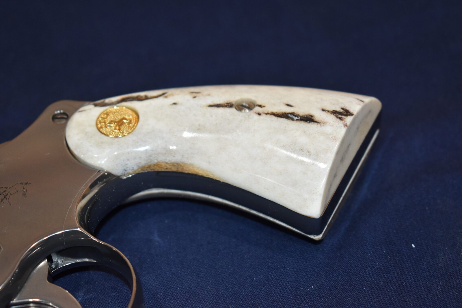 COLT PYTHON SAMBAR STAG GRIPS CPSS37 | Rogers Guns & Grips
