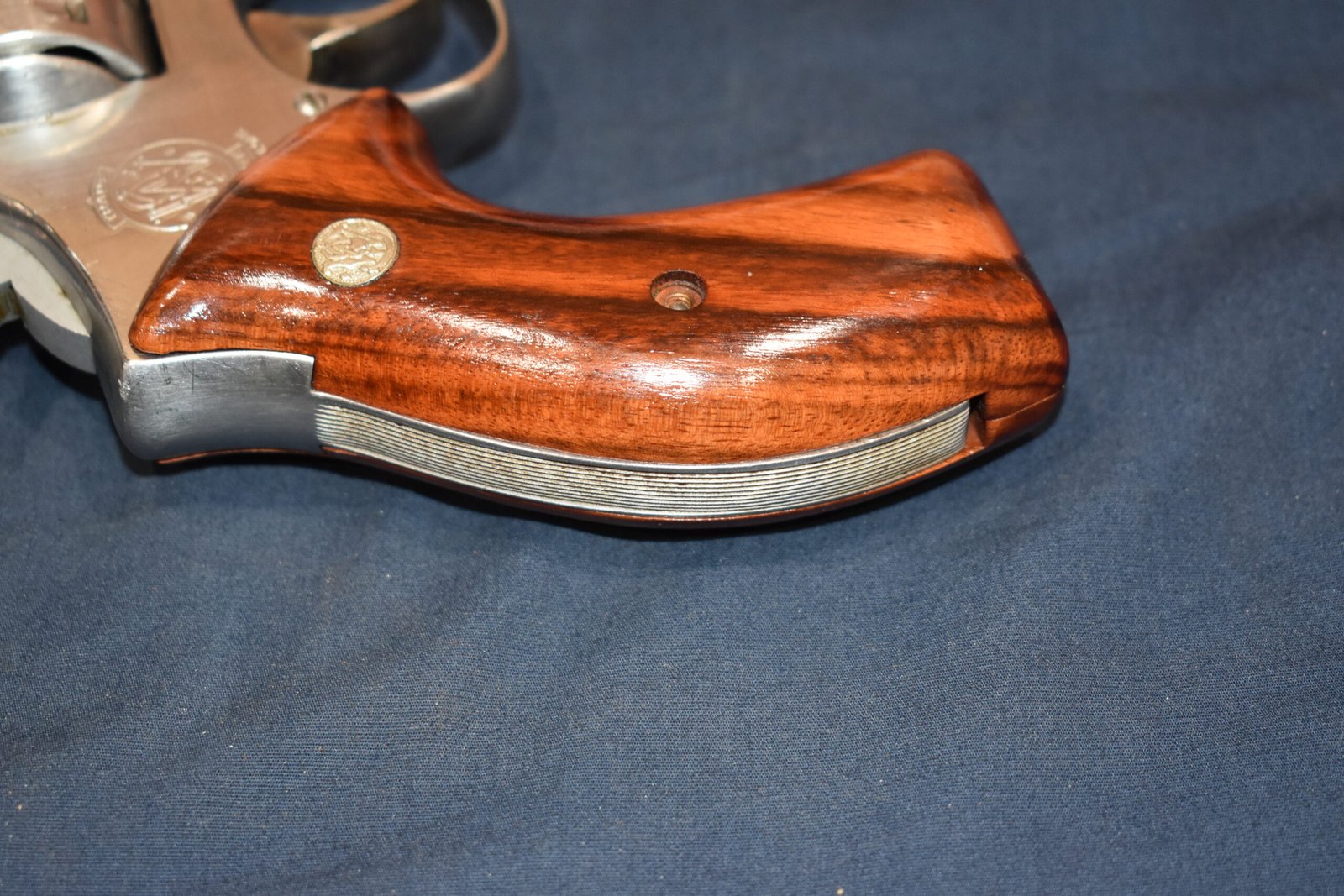 SMITH & WESSON FACTORY K FRAME ROUND BUTT PRESENTATION TARGET GRIPS KRBTP9 - Image 7