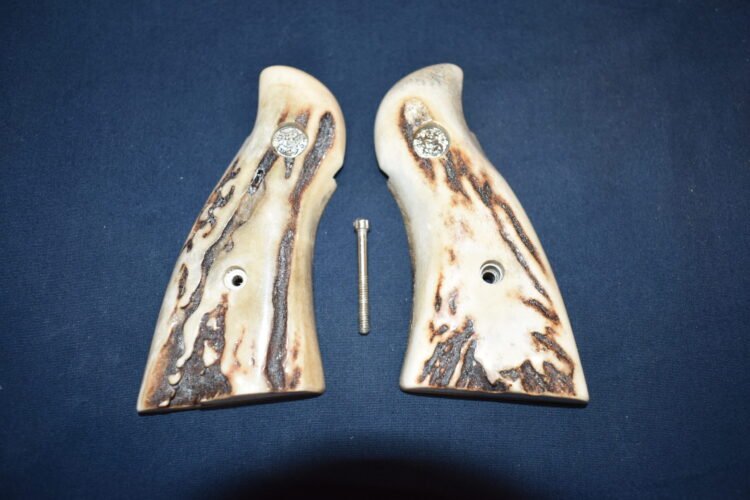 SMITH & WESSON N FRAME PREMIUM GRADE SAMBAR STAG GRIPS SWNSS26