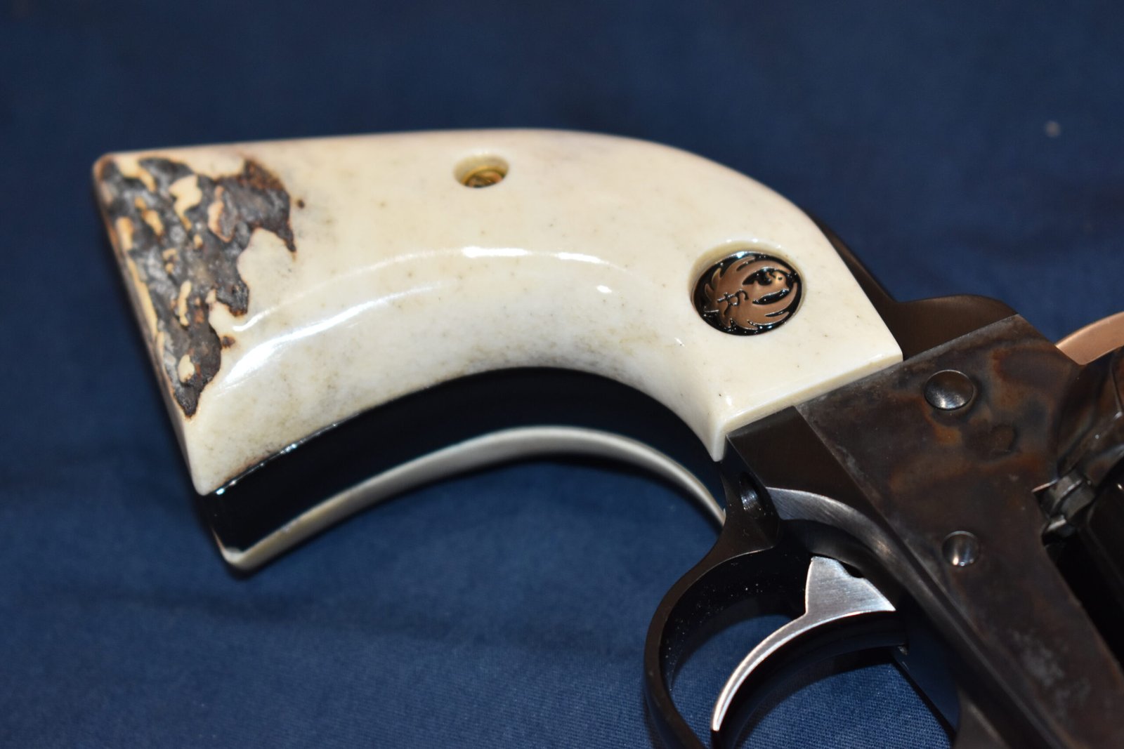 RUGER NEW MODEL BLACKHAWK OR OLD VAQUERO VINTAGE SAMBAR STAG GRIPS RBHS34 - Image 12