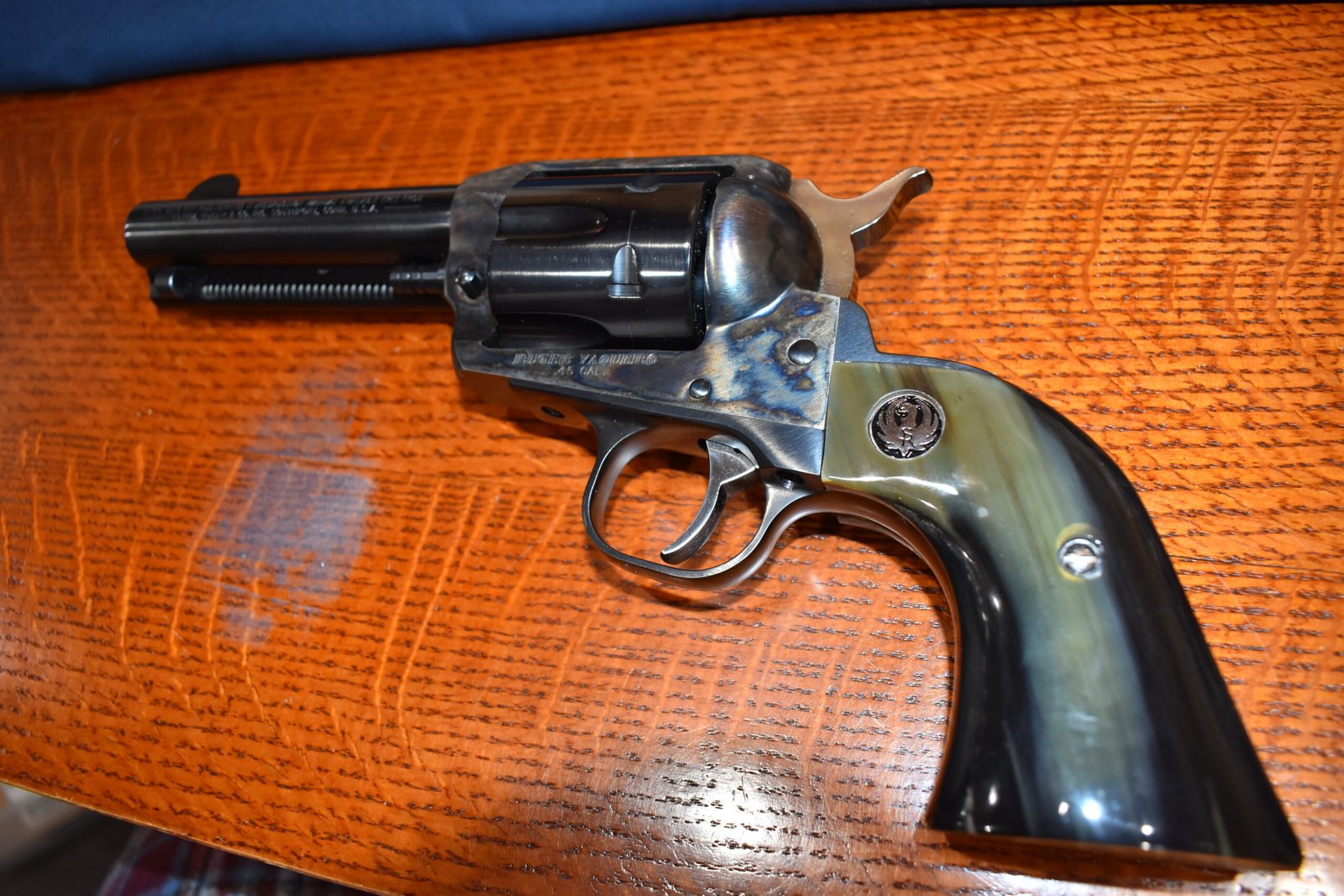 RUGER NEW MODEL BLACKHAWK OR OLD VAQUERO SMOOTH BUFFALO HORN GRIPS RBHBH23 - Image 5