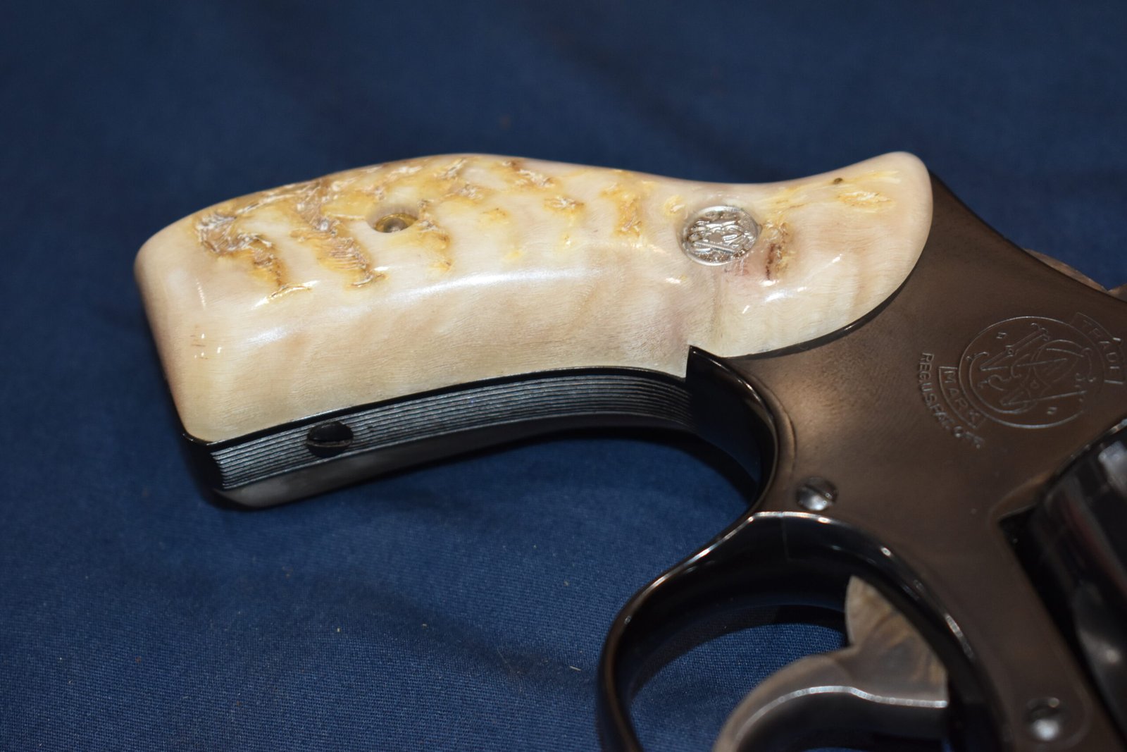 SMITH & WESSON N FRAME ROUND BUTT PREMIUM GRADE RAMS HORN GRIPS NRH16 - Image 13
