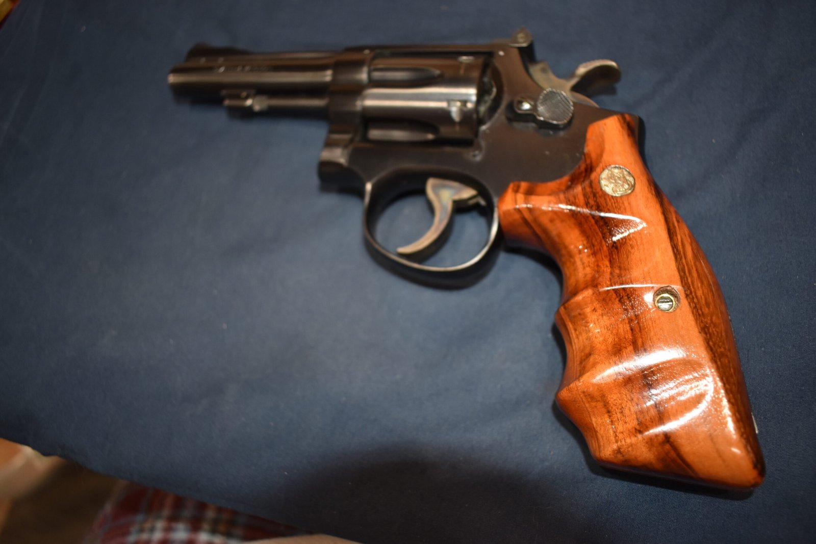 SMITH & WESSON K FRAME SQUARE BUTT FACTORY COMBAT GRIPS KSQC13 - Image 5
